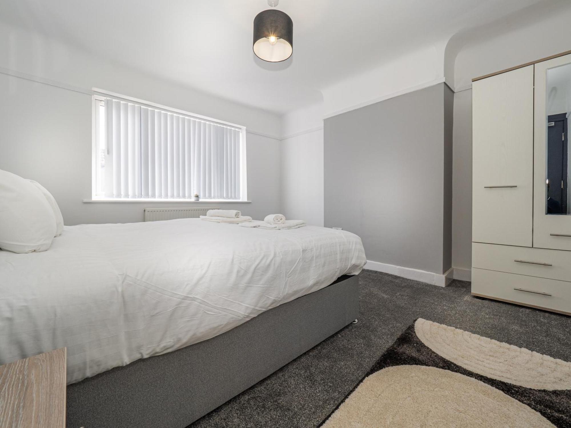 3Br Haven Retreat In Wallasey With Free Street Parking Екстериор снимка