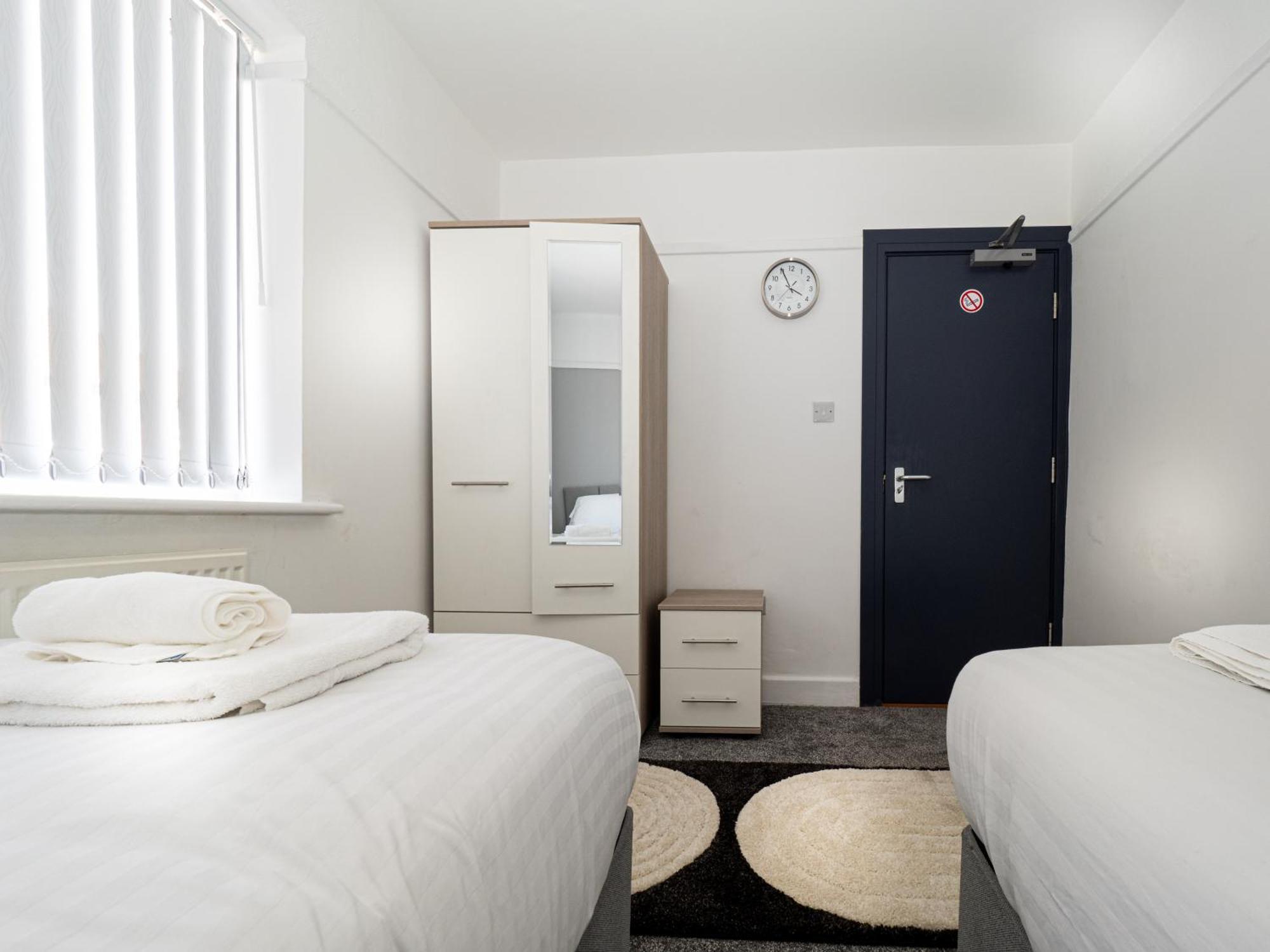 3Br Haven Retreat In Wallasey With Free Street Parking Екстериор снимка